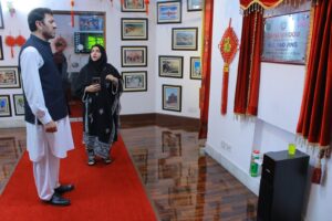 باجوڑ سے رکن صوبائی اسمبلی نثار باز خان چائنہ ونڈو کا دورہ کر رہے ہیں